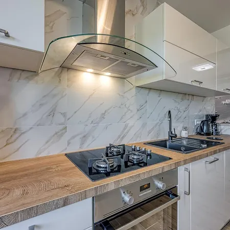 Apartman Jozefina Luxury, 100 M From The *