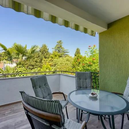 Jozefina Luxury, 100 M From The Poreč